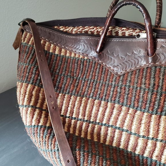 Handcrafted Brown and Tan Woven Tote Bag With Leather Handles - Picture 6 of 8